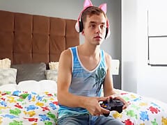 Marcus Rivers And Dillon Diaz – Gamer Stepson Rides Stepdads Black Cock 19 Min