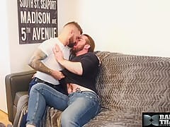 Jon Shield And Jeremy Feist – Bareback Fucks Wet Hole